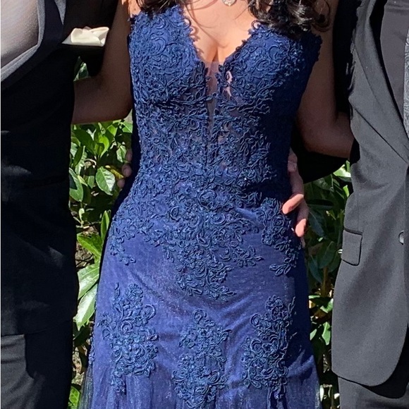 Navy formal dress - Picture 2 of 9